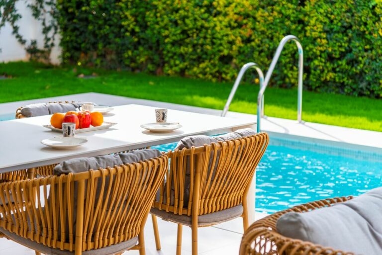 Outside dining - Villa Bohème - Almodóvar Villas Marbella