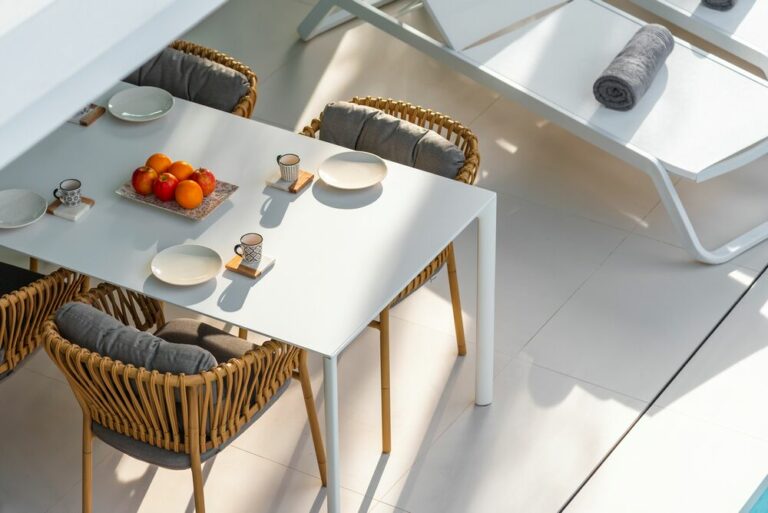 Outside dining - Villa Bohème - Almodóvar Villas Marbella