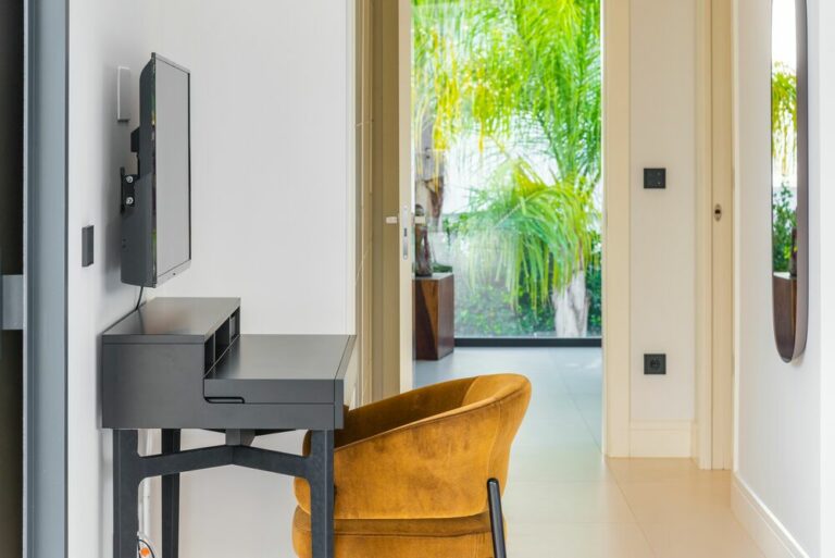 Master bedroom - Villa Bohème - Almodóvar Villas Marbella