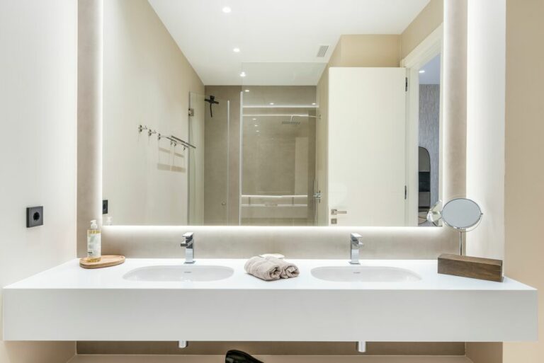 Bathroom - Villa Bohème - Almodóvar Villas Marbella