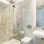 basement bedroom ensuite bathroom - Marbella properties for rent - Almodóvar Villa Elements
