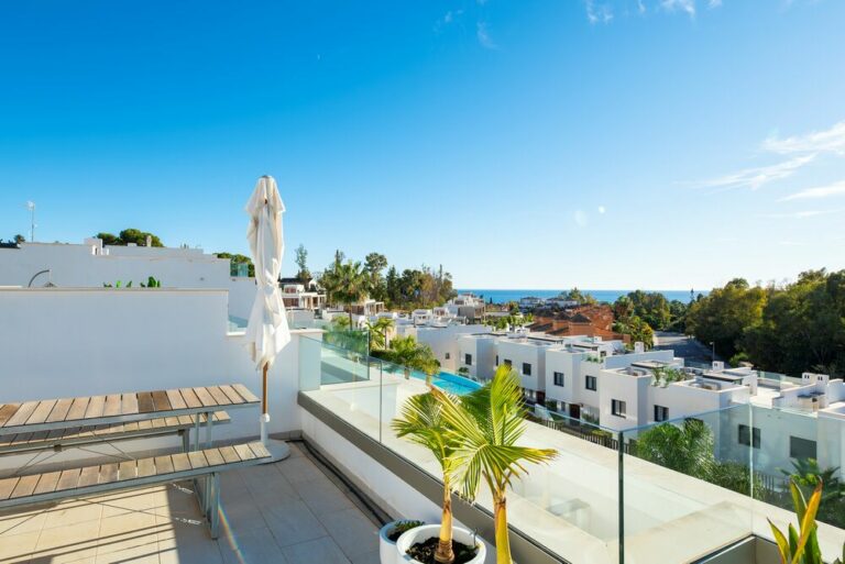 Villa Senses - view from rooftop terrace